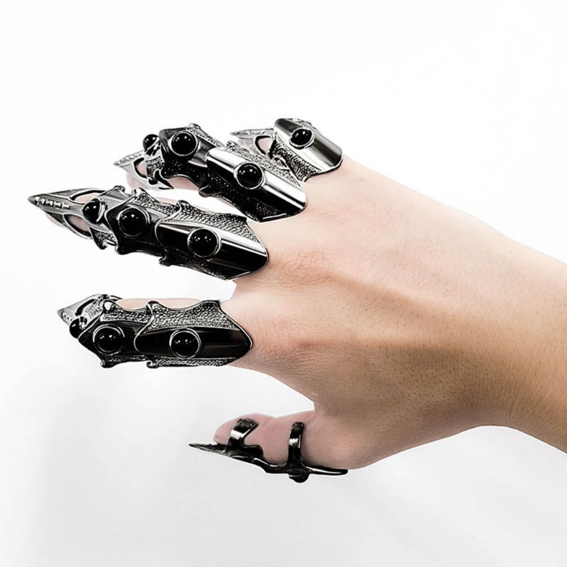 Unique Tech Accessories Gifts - Black Metal Finger Claw Unieke Skeleton