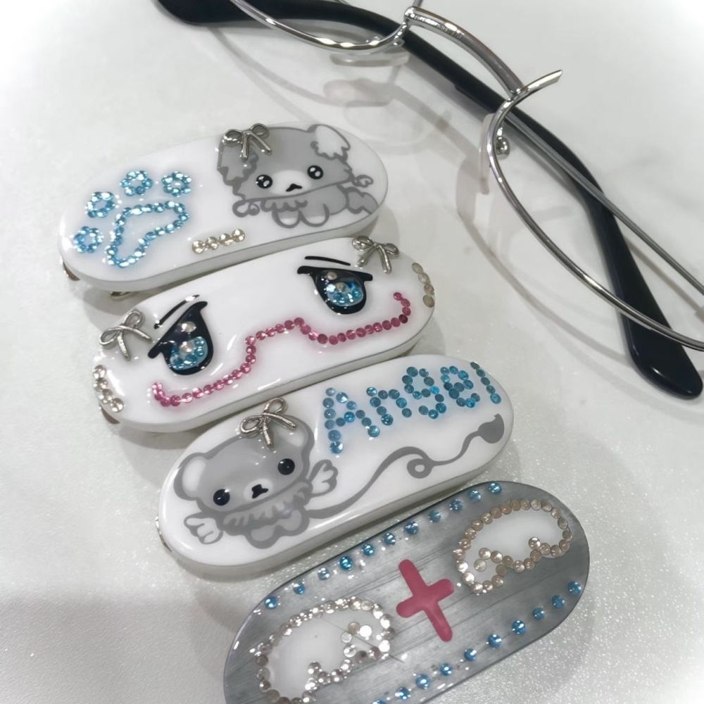 Vintage Y2K Kawaii Hond Poot E - Tech Inspired Accessories recensie en prijs
