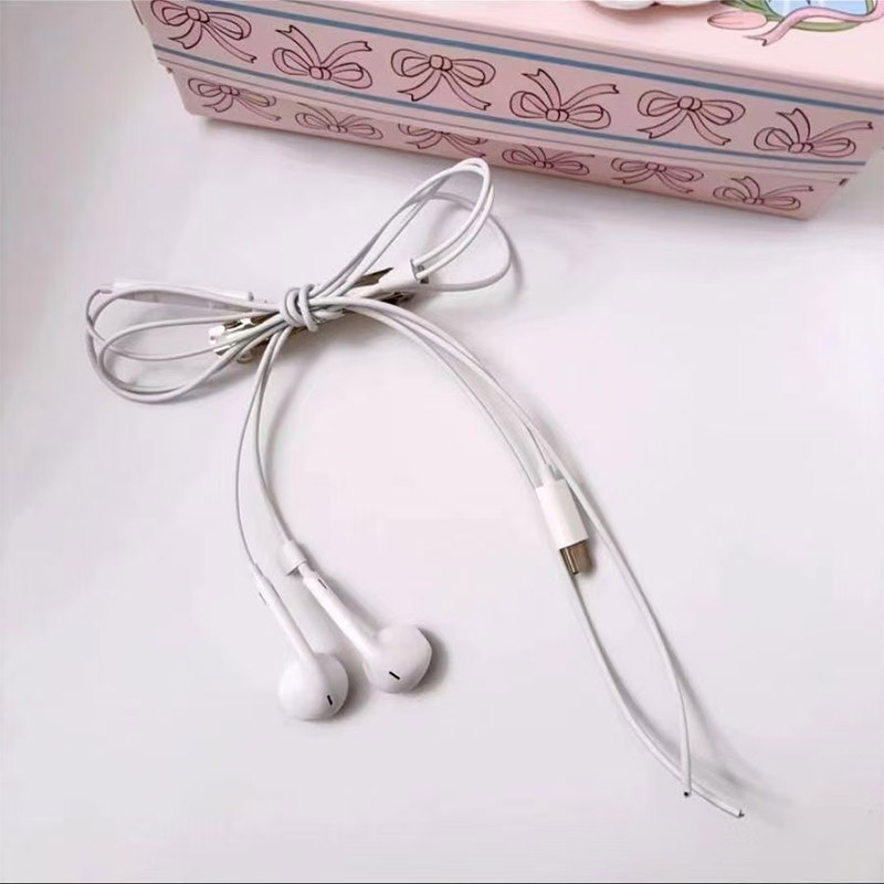    Koreaanse mode hoofdtelefo - Tech Inspired Accessories recensie en prijs